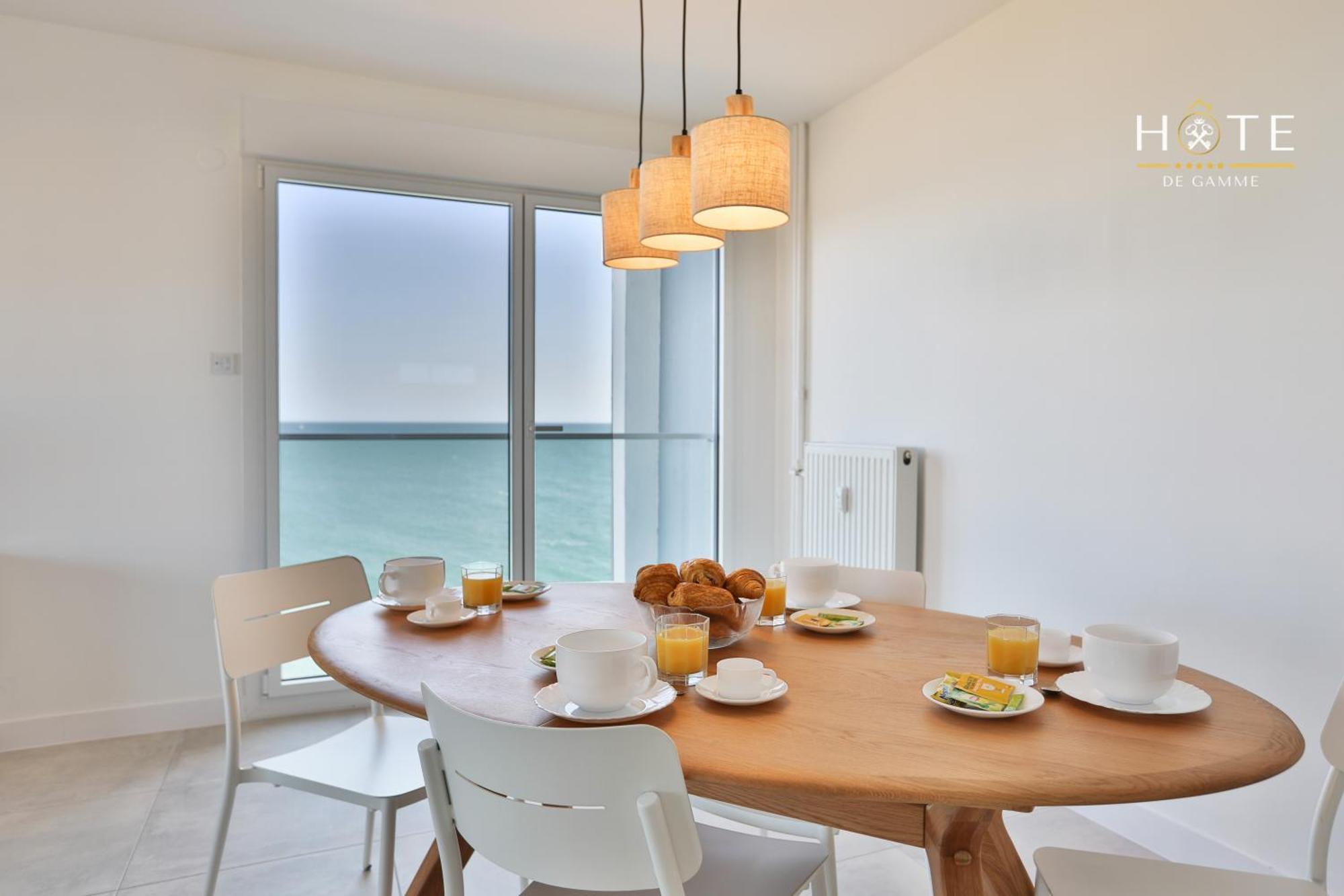 Appartement De Caractere, Superbe Vue Mer 280° La Chaume Dış mekan fotoğraf