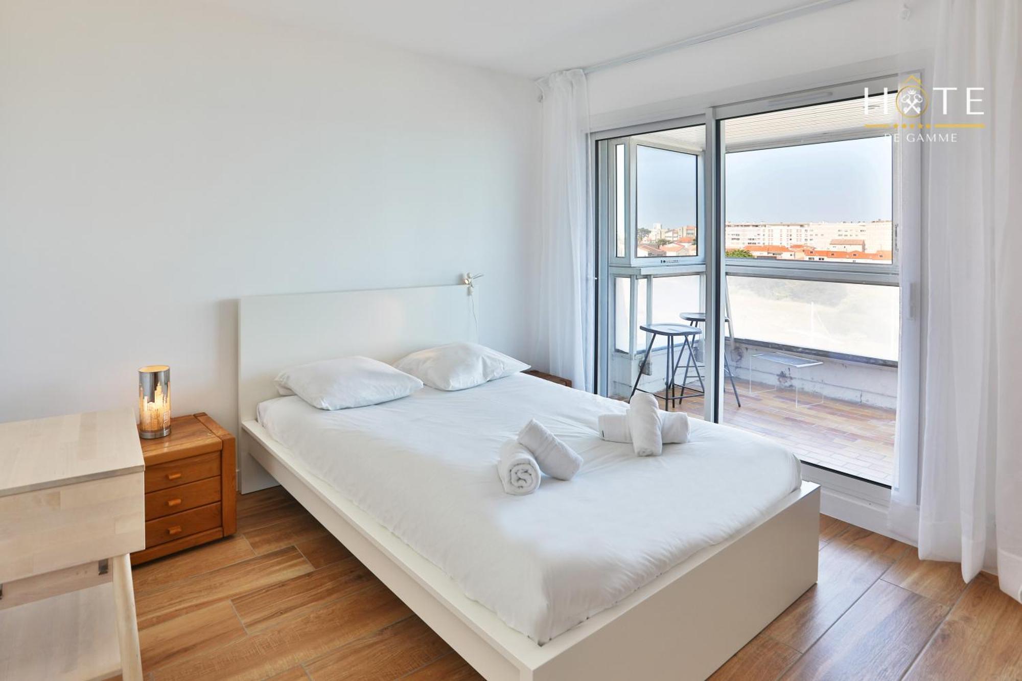Appartement De Caractere, Superbe Vue Mer 280° La Chaume Dış mekan fotoğraf
